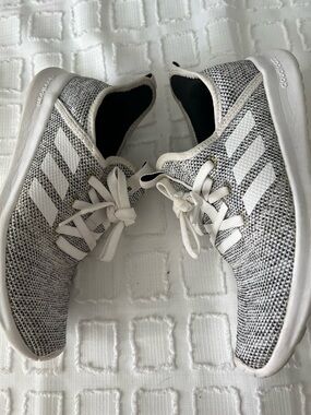 Adidas Cloudfoam Pure 2.0 White/Black/Gray Comfort Running Shoe Womens Size 6